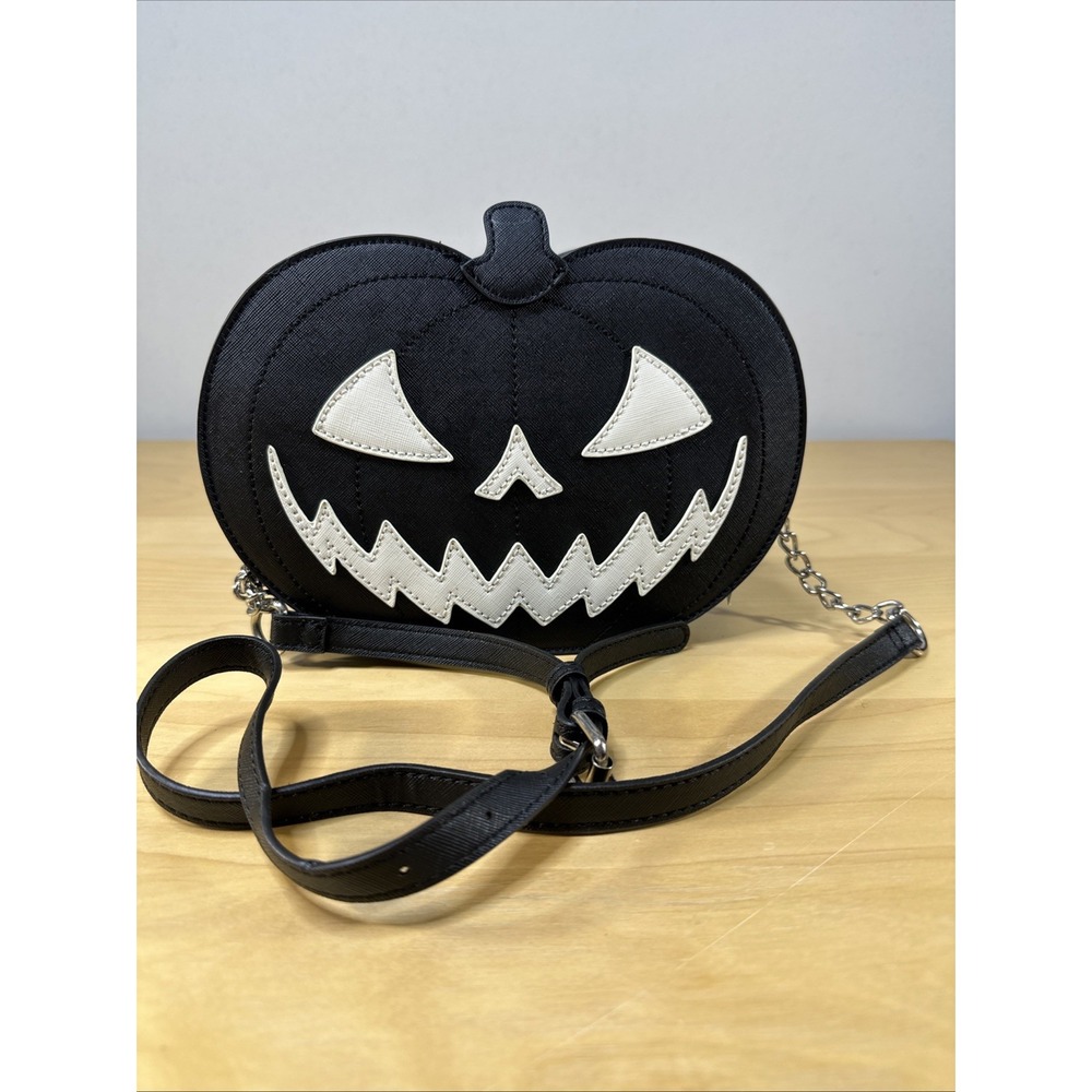Mad Engine Black Glitter Pumpkin Jack O Lantern Crossbody Bag GITD NWT